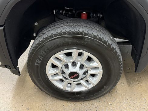 Used 2024 GMC Sierra 2500 Pro AWD/4WD image 7