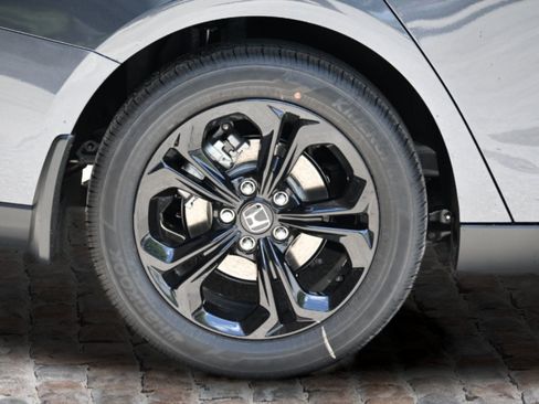 Used 2025 Honda Accord SE image 37