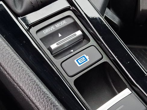 Used 2024 Honda Accord EX-L image 25