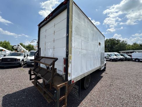 Used 2016 Mercedes-Benz Sprinter 3500 image 5