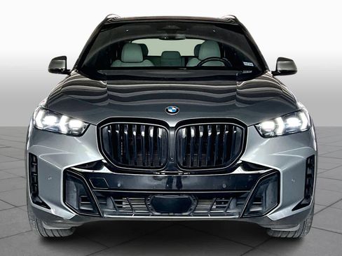 Certified 2024 BMW X5 xDrive40i w/ M Sport Package image 3