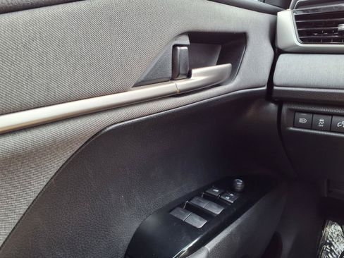 Used 2025 Toyota Camry LE w/ Convenience Package FWD image 14