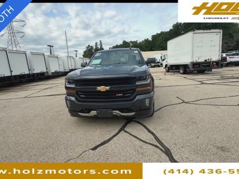 Used 2017 Chevrolet Silverado 1500 LT w/ All Star Edition AWD/4WD image 3