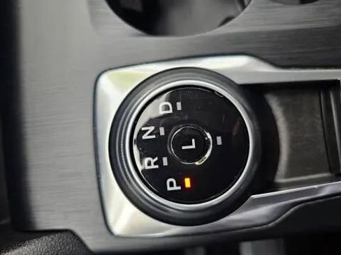 Used 2022 Ford Escape SE w/ Cold Weather Package image 36