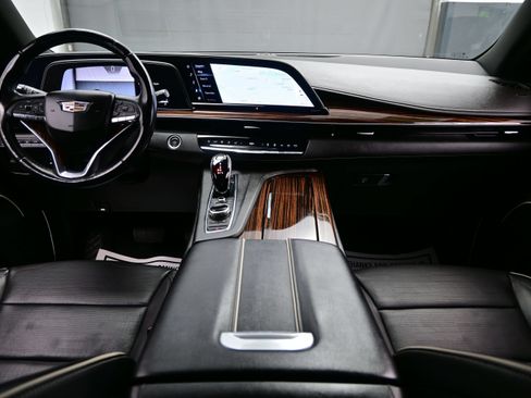 Used 2023 Cadillac Escalade ESV Premium Luxury AWD/4WD image 19