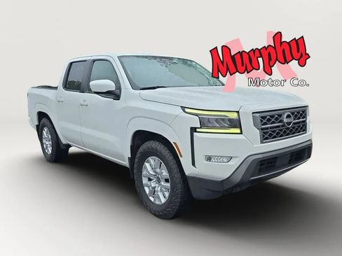 Used 2022 Nissan Frontier SV w/ SV Premium Package RWD image 3