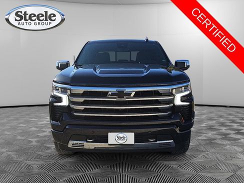 Used 2023 Chevrolet Silverado 1500 High Country w/ Technology Package image 8