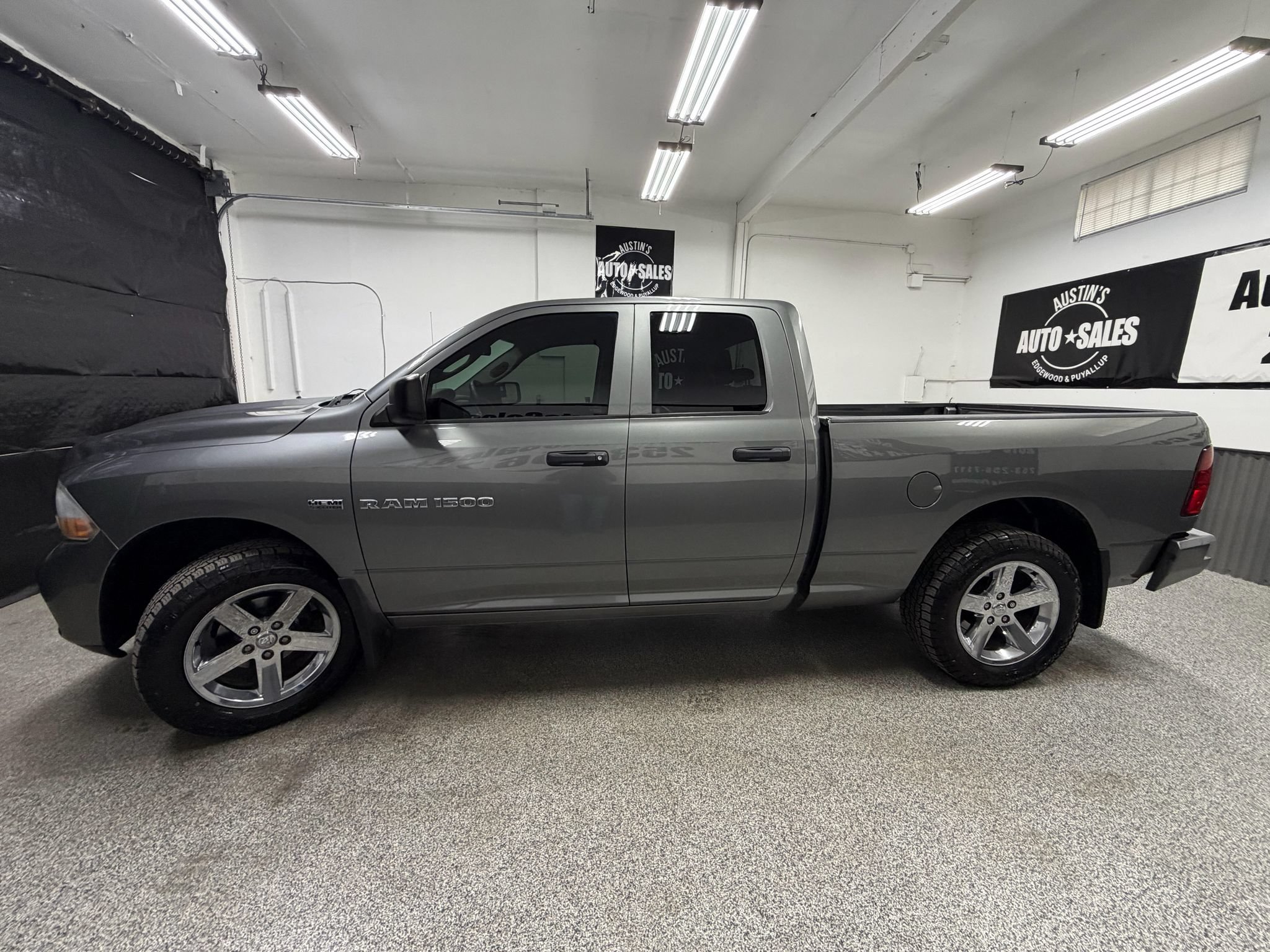 Used 2012 RAM 1500 Express AWD/4WD image 7