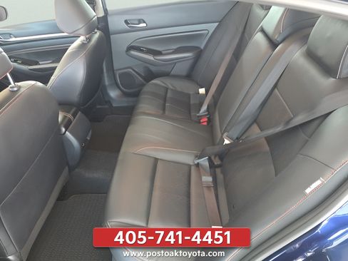 Used 2023 Nissan Altima 2.5 SR w/ SR Premium Package FWD image 21