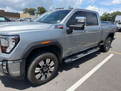 Certified 2025 GMC Sierra 2500 Denali w/ Denali Reserve Package AWD/4WD image 6