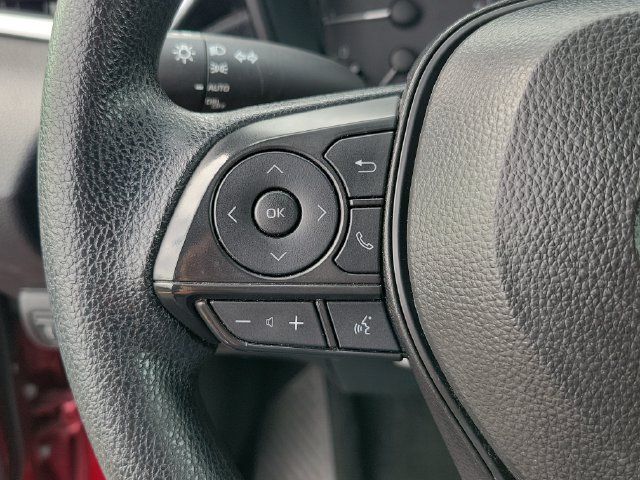 Used 2025 Toyota Corolla LE FWD image 14