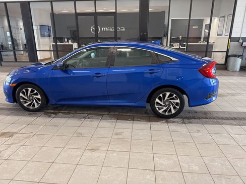 Used 2017 Honda Civic EX image 12