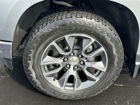 Certified 2024 Chevrolet Silverado 1500 LT image 31