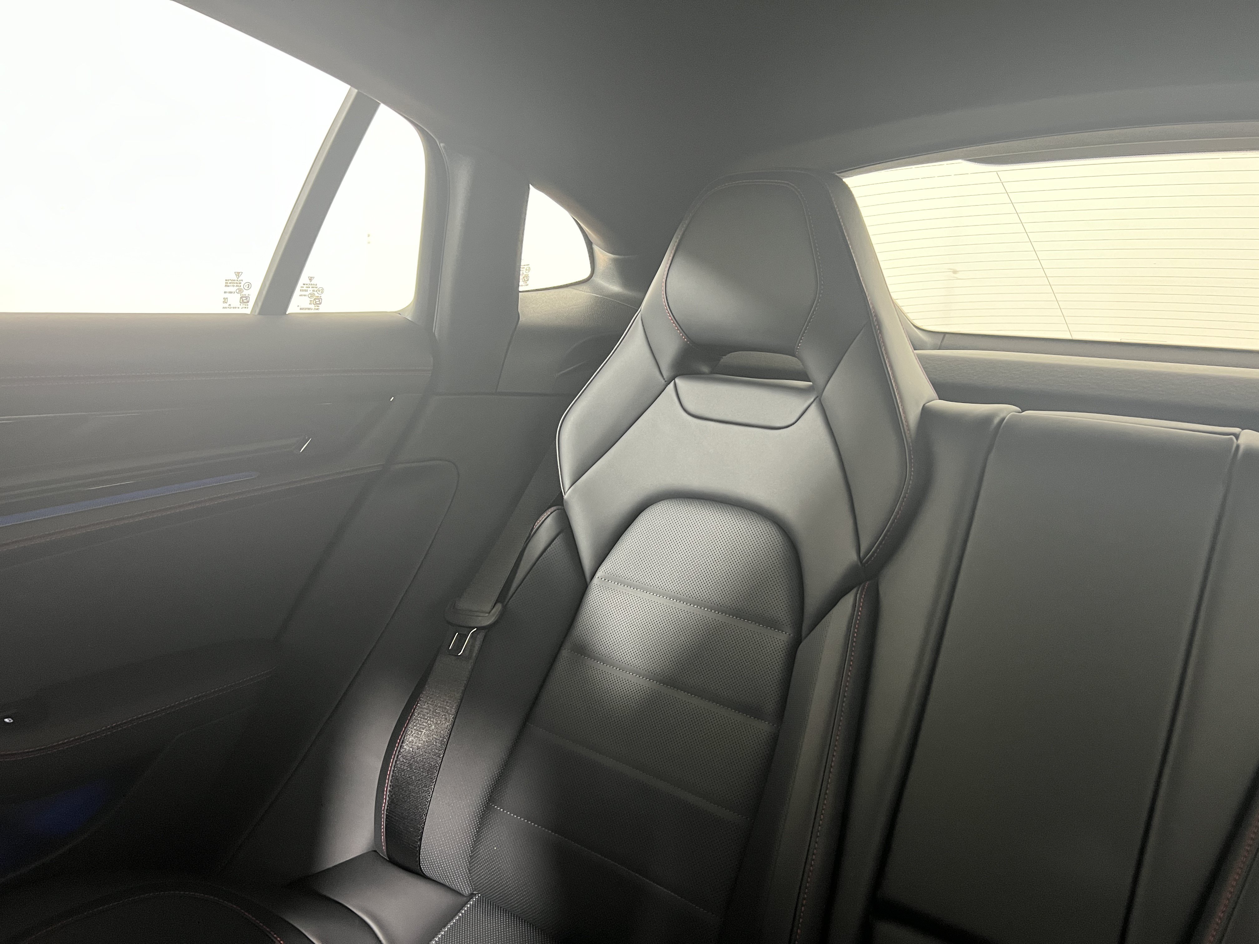 New 2026 Porsche Panamera RWD image 15
