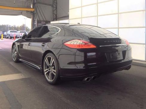 Used 2012 Porsche Panamera 4S image 2