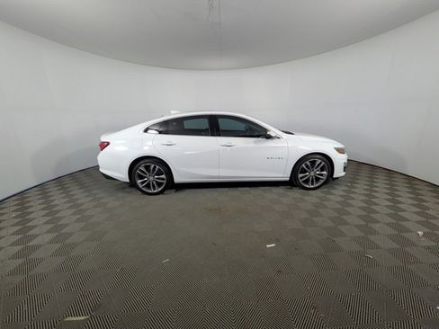 Used 2022 Chevrolet Malibu LT image 34