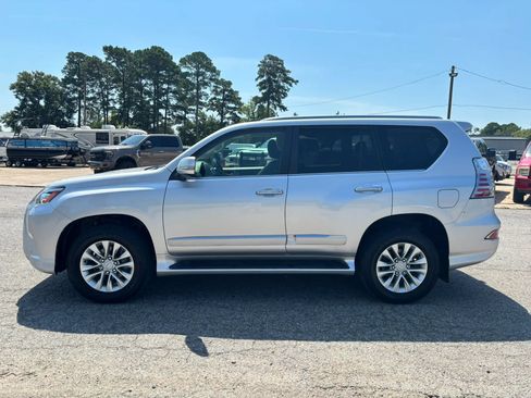 Used 2019 Lexus GX 460 Premium AWD/4WD image 2