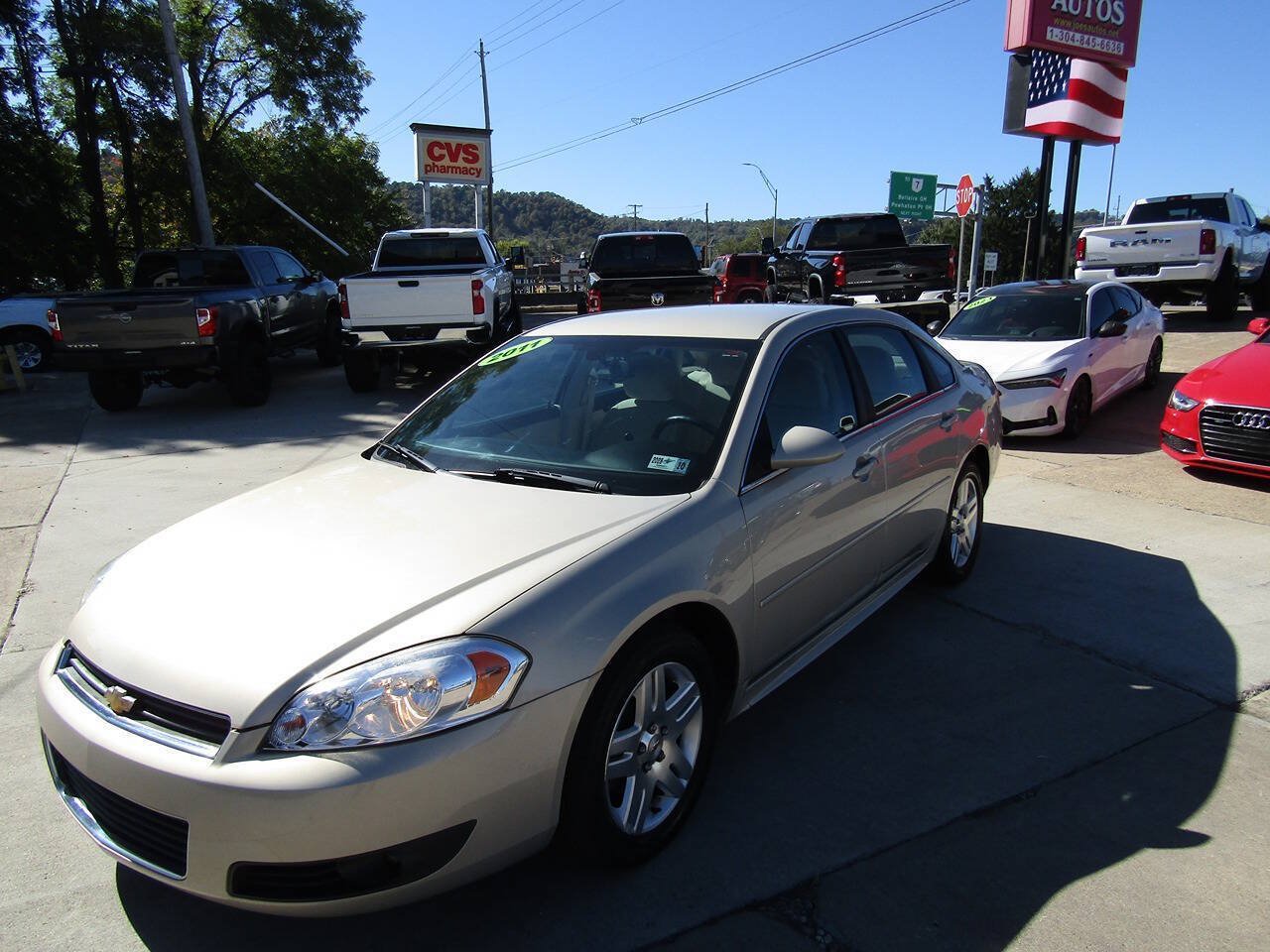 Used 2011 Chevrolet Impala LT FWD image 1