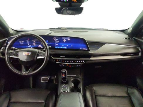 Used 2024 Cadillac XT4 Sport AWD/4WD image 7