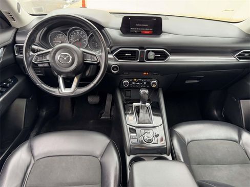 Used 2017 MAZDA CX-5 Touring w/ Preferred Equipment Package image 11