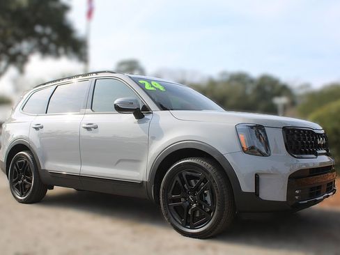 Certified 2024 Kia Telluride SX X-Line image 2
