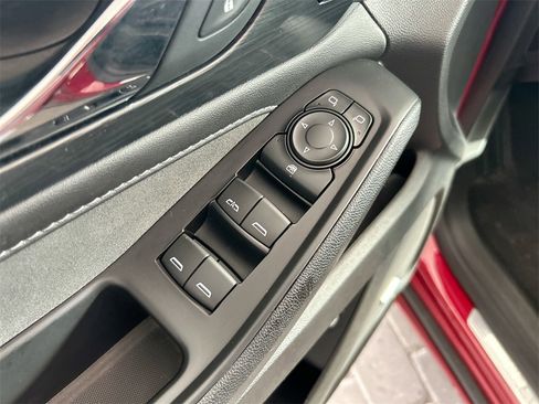 Used 2021 Chevrolet Traverse High Country w/ LPO, Floor Liner Package image 12