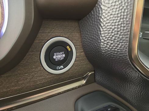 Certified 2025 RAM 1500 Limited AWD/4WD image 27