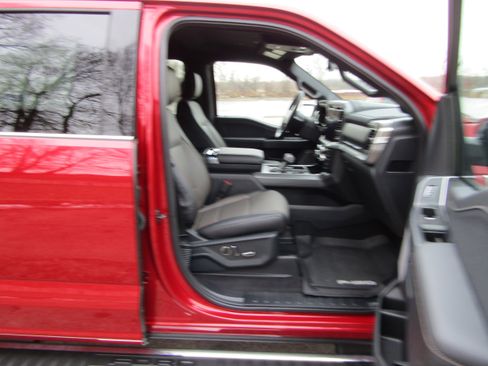 New 2025 Ford F150 Lariat w/ Equipment Group 502A High image 21