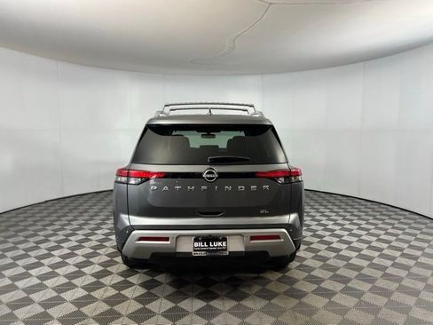 Used 2022 Nissan Pathfinder SL image 8