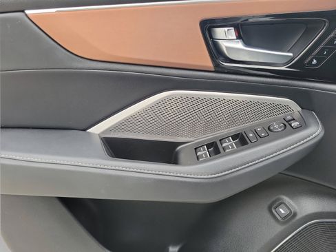 Used 2022 Acura MDX FWD w/ Technology Package image 12