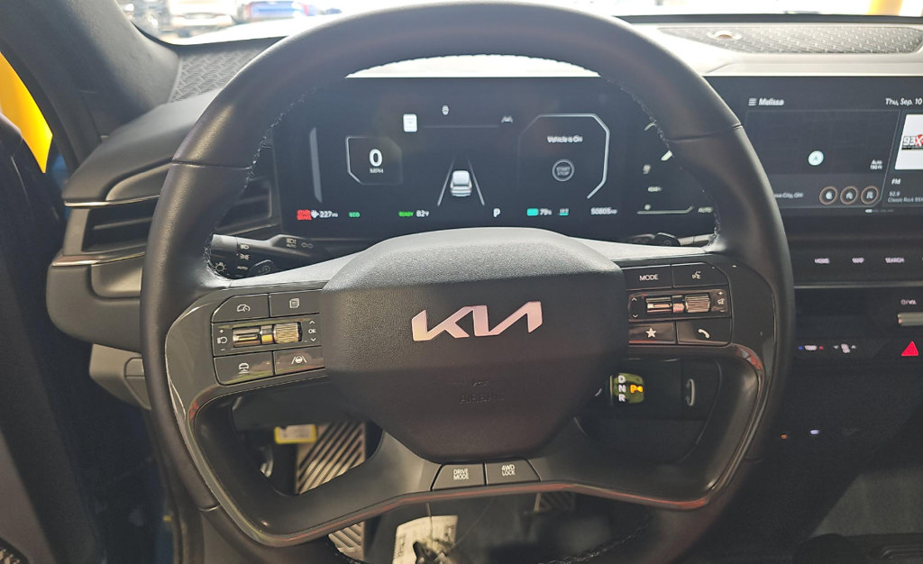 Used 2024 Kia EV9 GT-Line AWD/4WD image 10