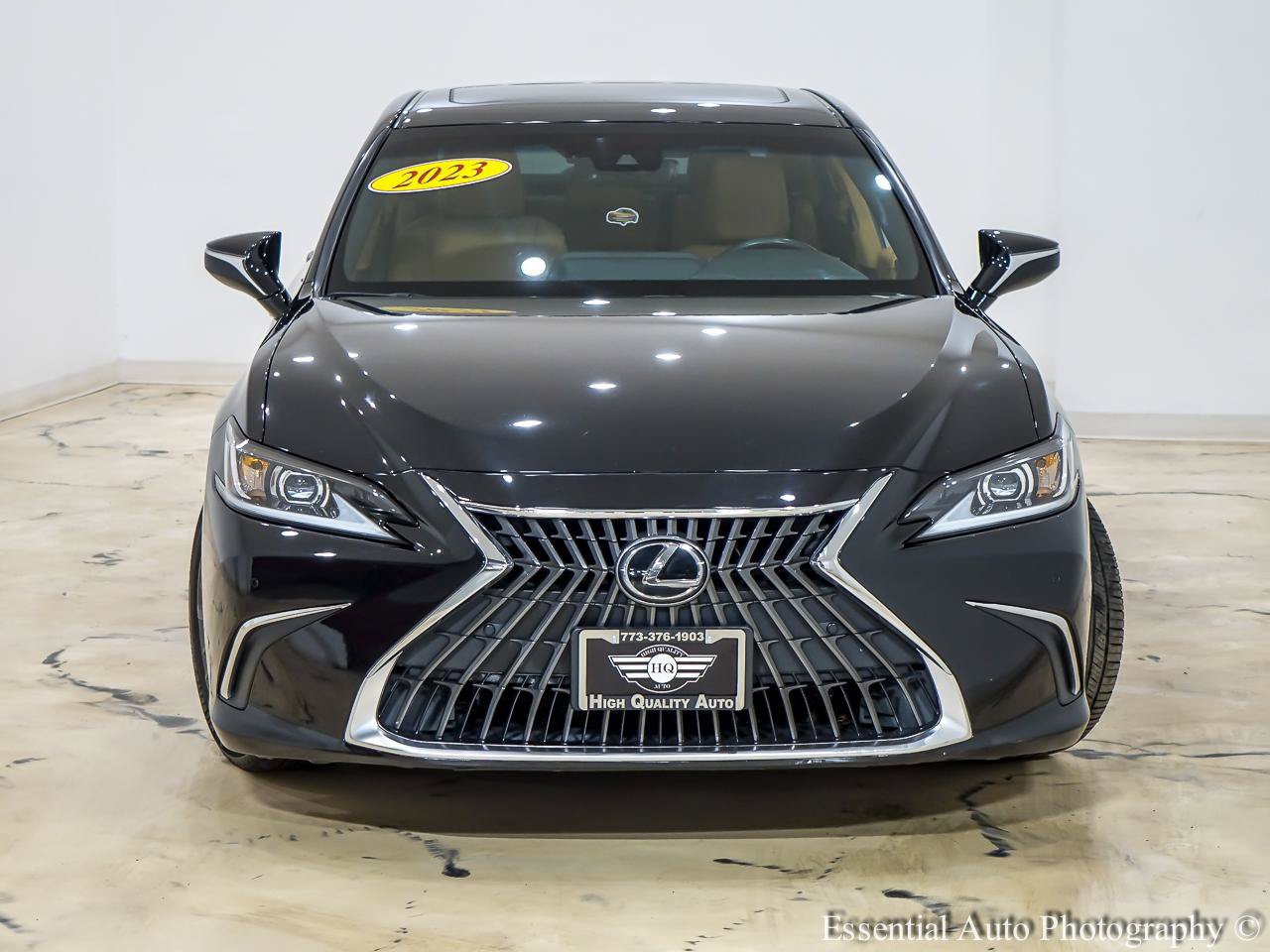 Used 2023 Lexus ES 350 w/ Premium Package FWD image 5