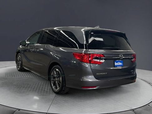 Used 2024 Honda Odyssey Elite image 3