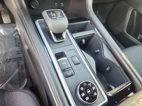 Certified 2024 Nissan Pathfinder SV AWD/4WD image 21