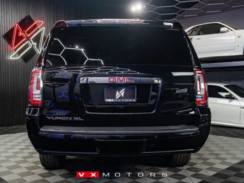 Used 2017 GMC Yukon XL Denali w/ Open Road Package image 17
