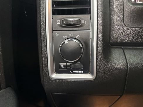 Used 2021 RAM 1500 Classic Warlock AWD/4WD image 38