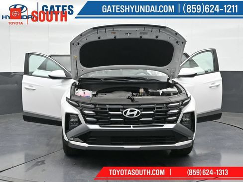 Used 2025 Hyundai Tucson SEL FWD image 51