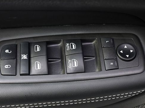 Used 2021 Jeep Grand Cherokee Limited w/ Quick Order Package 28K 80th image 23