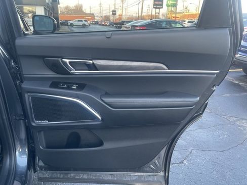 Used 2024 Kia Telluride SX Prestige X-Pro image 17