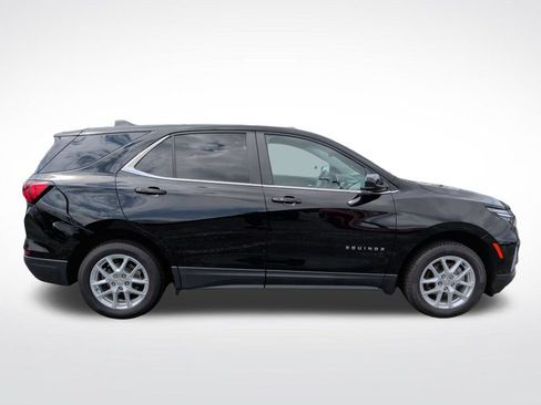 Used 2023 Chevrolet Equinox LT AWD/4WD image 9