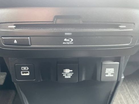 Used 2024 Honda Odyssey Touring image 19