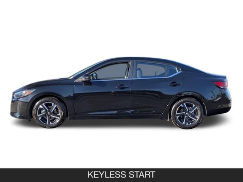 Used 2025 Nissan Sentra SV FWD image 5