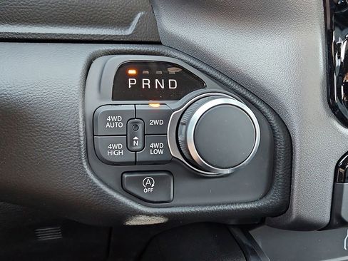 New 2026 RAM 1500 Big Horn AWD/4WD image 16