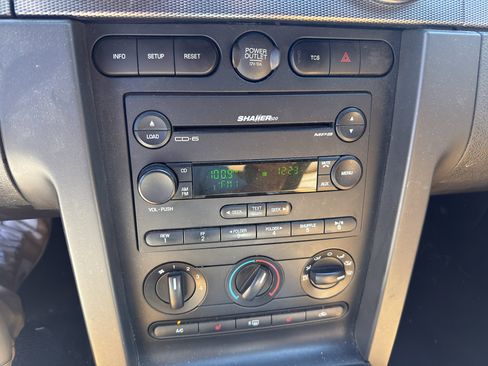 Used 2007 Ford Mustang GT RWD image 10