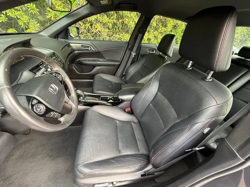 Used 2017 Honda Accord Sport Special Edition image 48