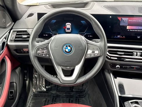 Used 2023 BMW i4 eDrive35 RWD image 15