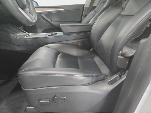 Used 2023 Tesla Model Y Long Range AWD/4WD image 20
