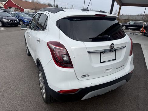Used 2020 Buick Encore Preferred image 10