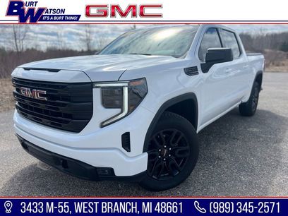 Used 2025 GMC Sierra 1500 Elevation w/ Preferred Package
