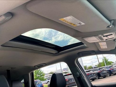 Used 2018 Acura MDX FWD image 21